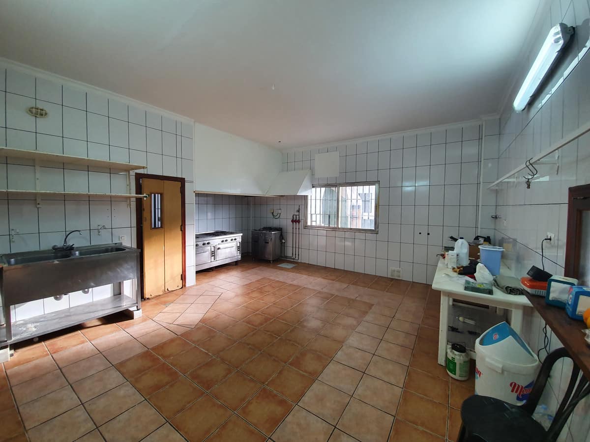 Villa met 5 slaapkamers in Guaro in Guaro - foto 16