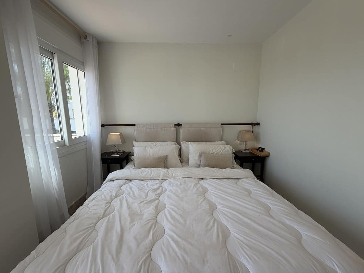 Drie slaapkamers, halfvrijstaande duplex-tussenwoning in Marbella (Santa Clara) in Marbella - foto 4