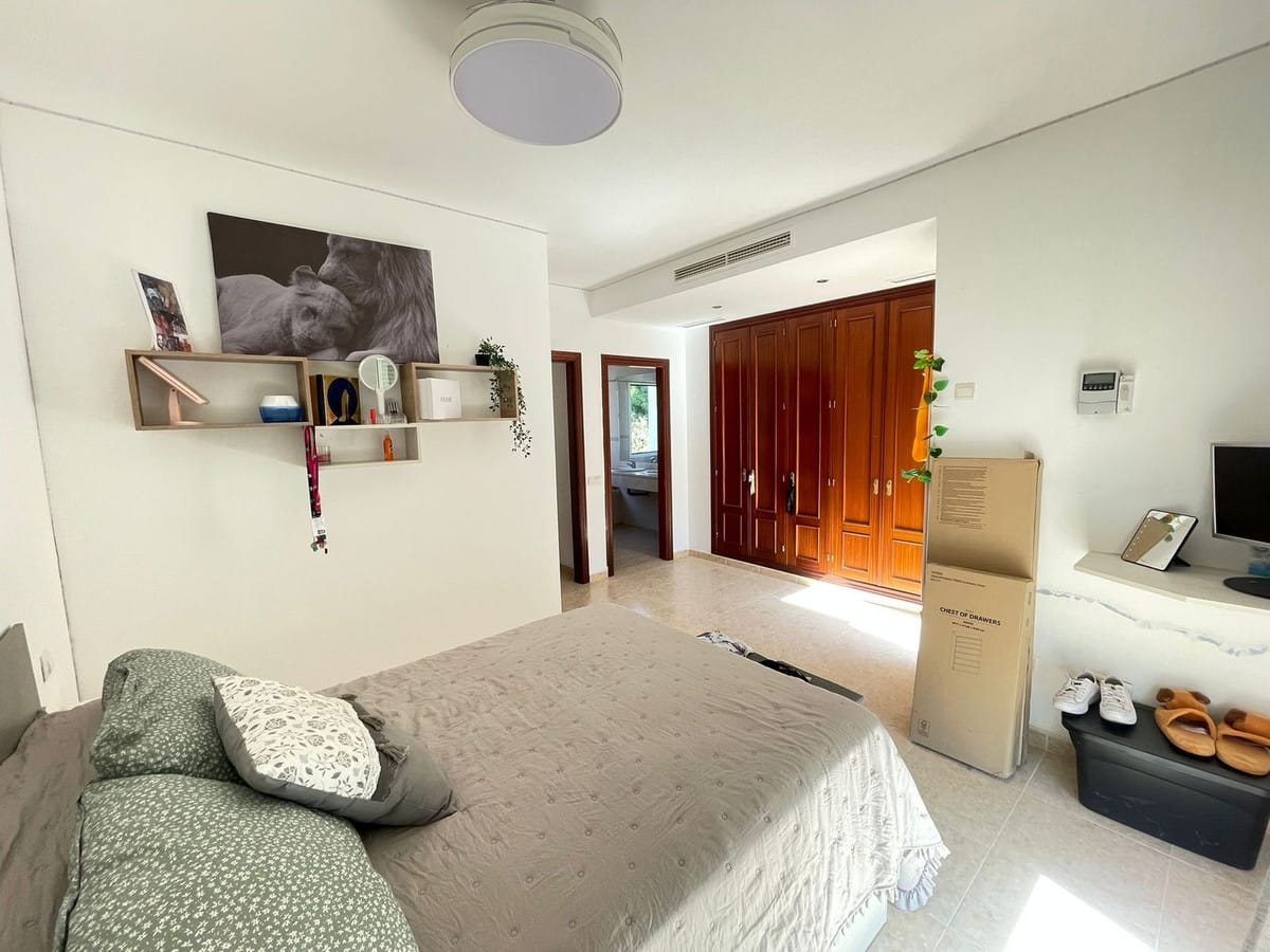 3-slaapkamerwoning in Estepona met privézwembad in Estepona - foto 14