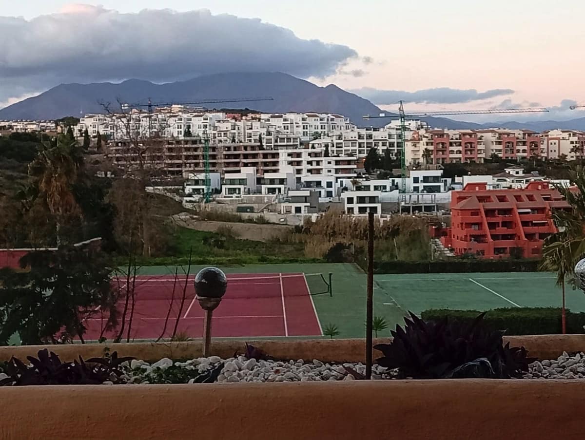 Charmante halfvrijstaande villa met 3 slaapkamers in Princesa Kristina, La Duquesa in La Duquesa - foto 11