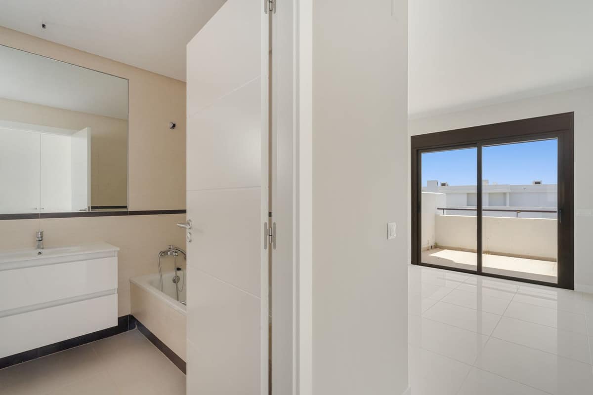 Appartement met 2 slaapkamers in Estepona in Estepona - foto 14