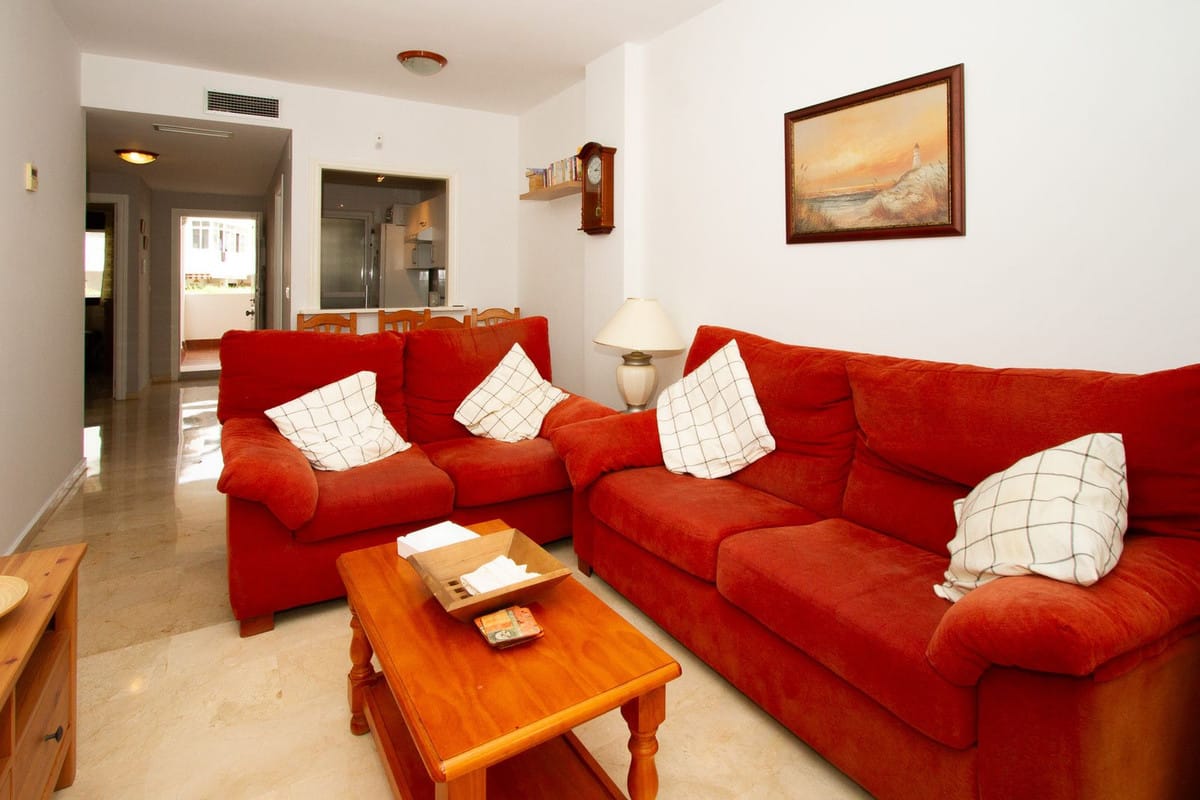 2 bedroom Apartment in Riviera Del Sol in Riviera del Sol - foto 2