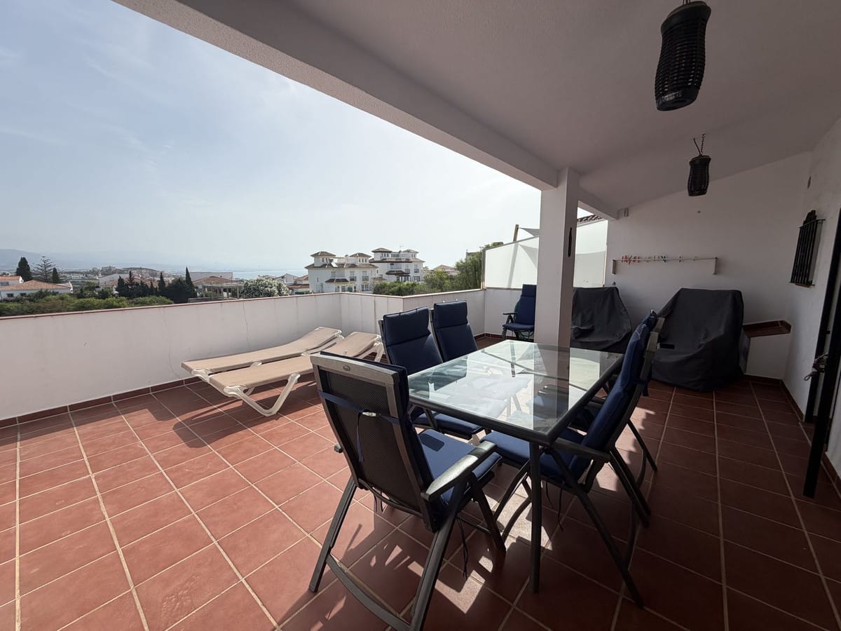 3-slaapkamer villa met panoramisch zeezicht in Princesa Kristina, La Duquesa in La Duquesa - foto 18