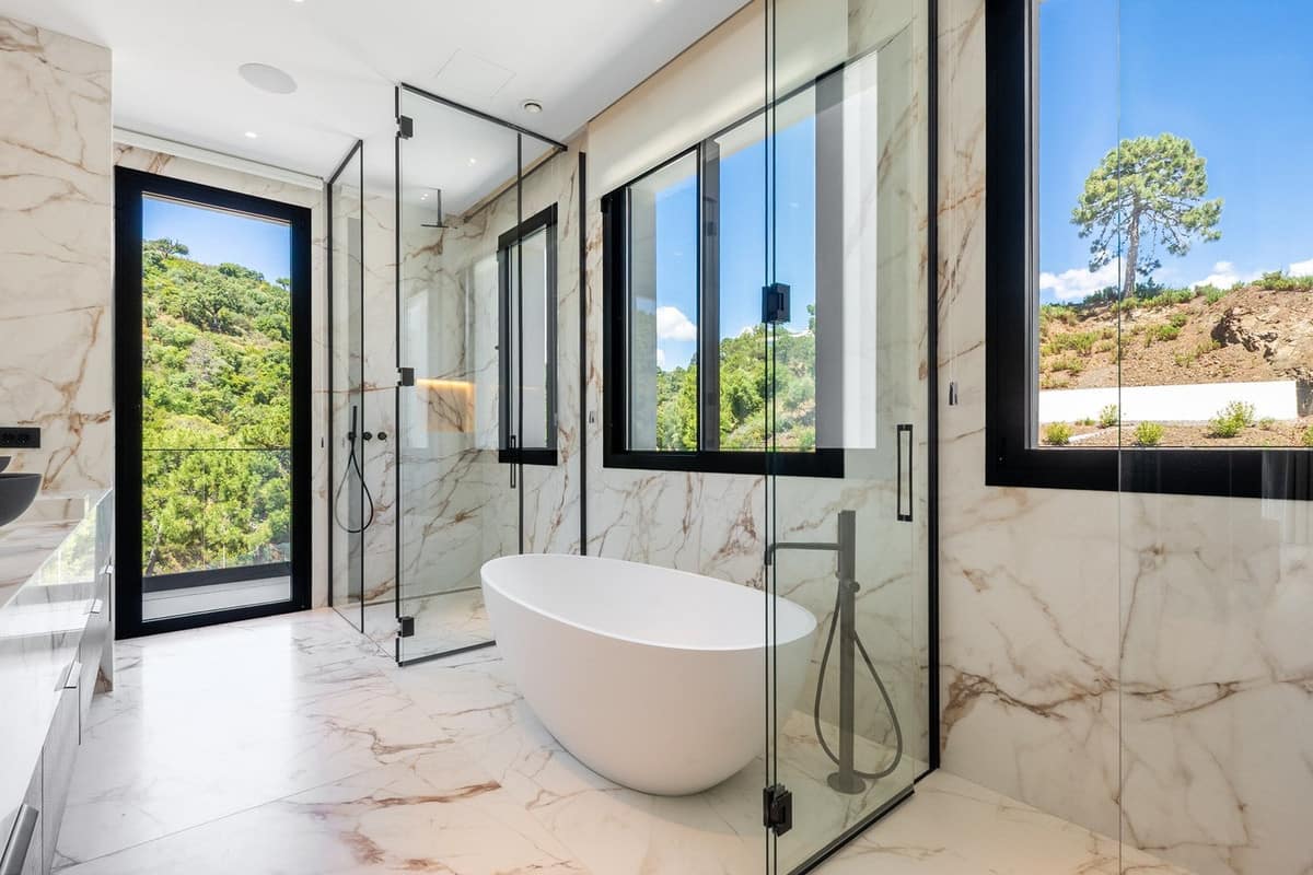 Moderne villa in Montemayor, Benahavís – 8 slaapkamers, 668 m² in Benahavís - foto 14