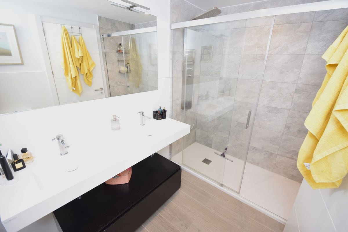 Drie-slaapkamer appartement in La Cala de Mijas in La Cala de Mijas - foto 18