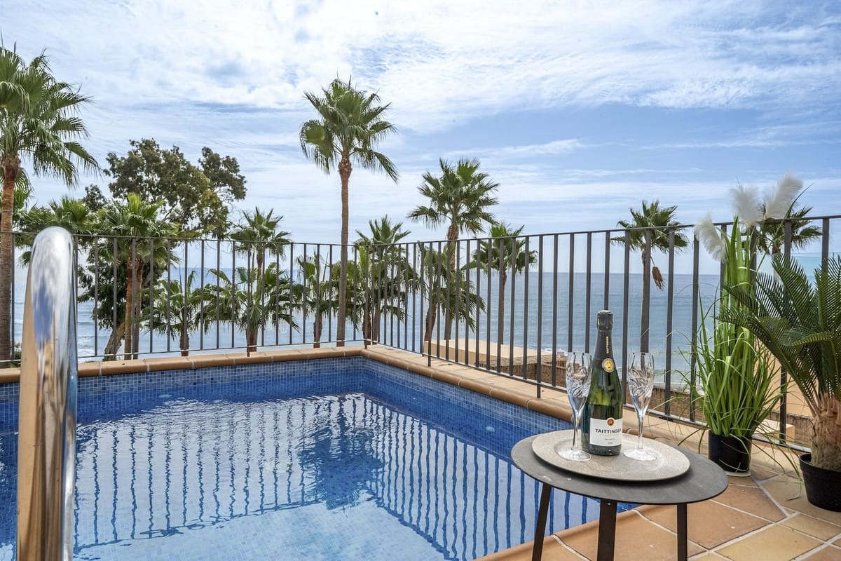 2-slaapkamer appartement aan het strand in Estepona in Estepona - foto 18