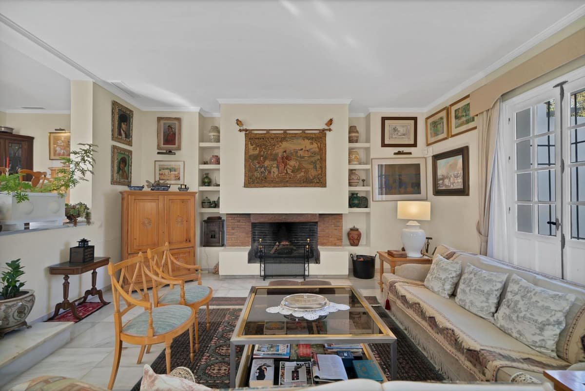 Vrijstaande villa in Las Brisas, Nueva Andalucía – 6 slaapkamers, zeezicht in Las Brisas - foto 16