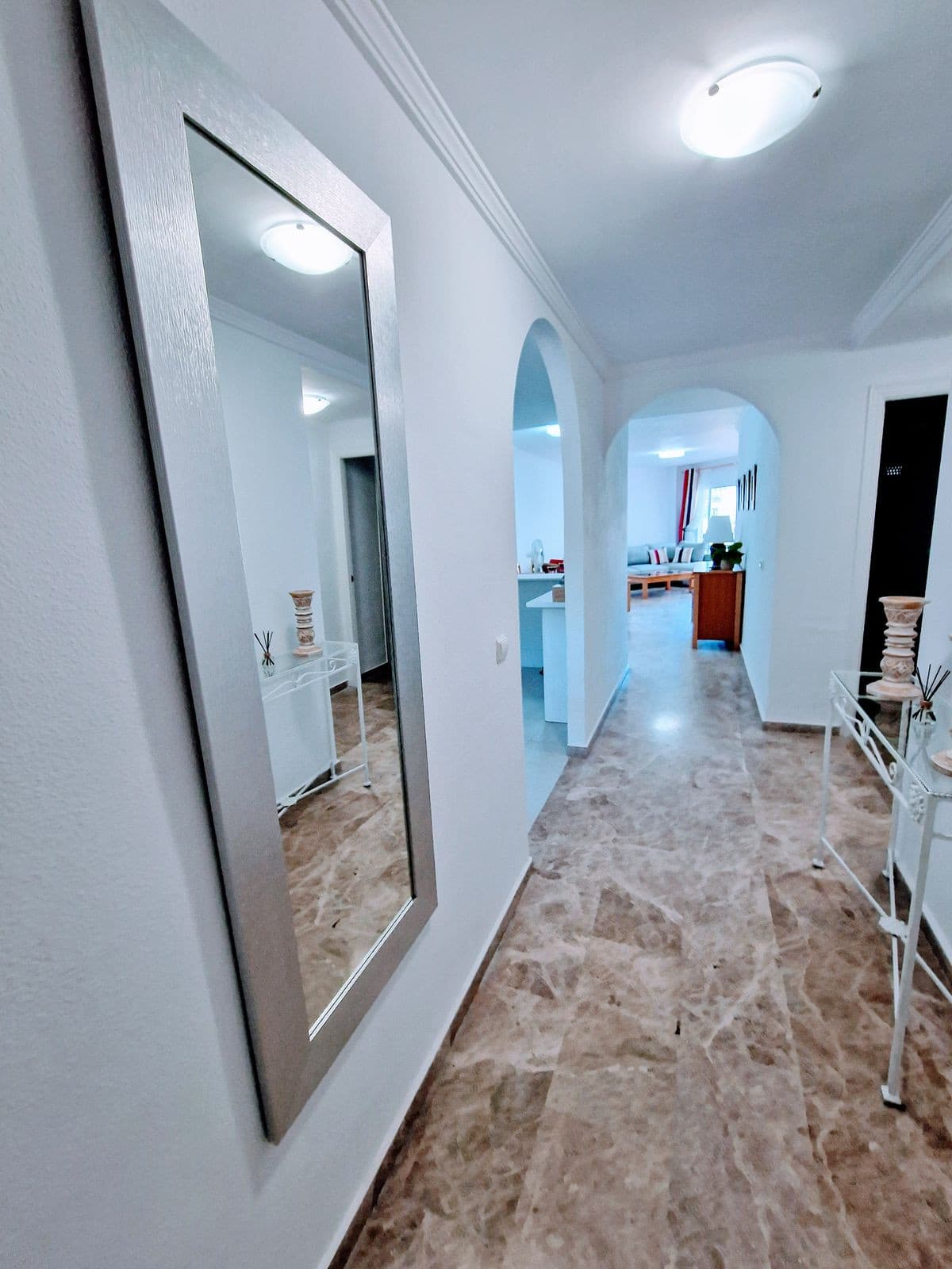 2 bedroom Apartment in Calahonda in Calahonda - foto 5