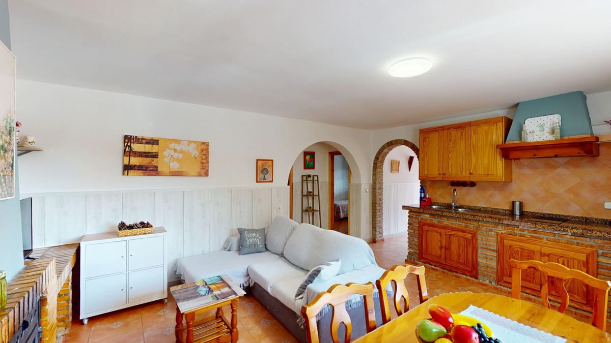 Huis met 3 slaapkamers in Sayalonga in Sayalonga - foto 13