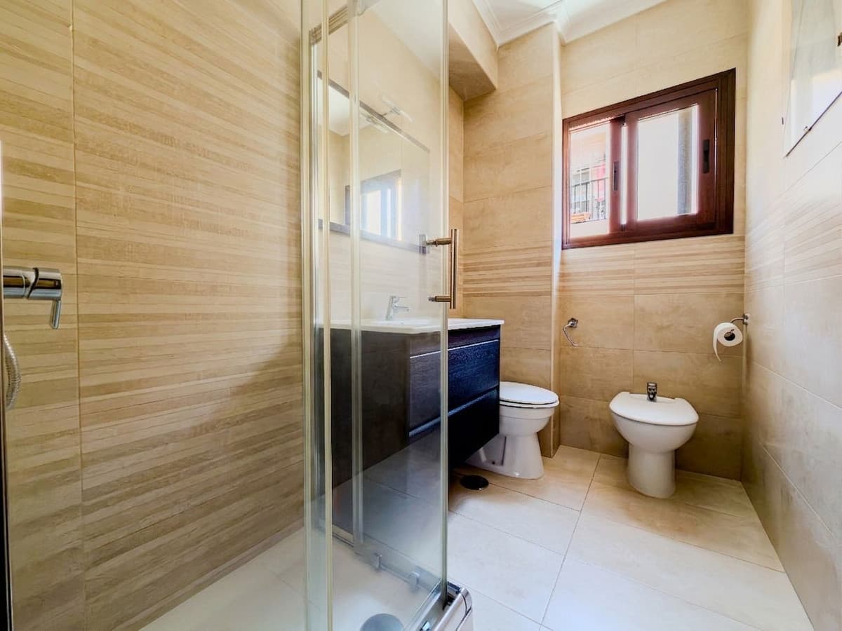 Drie-slaapkamer appartement in Fuengirola in Fuengirola - foto 12