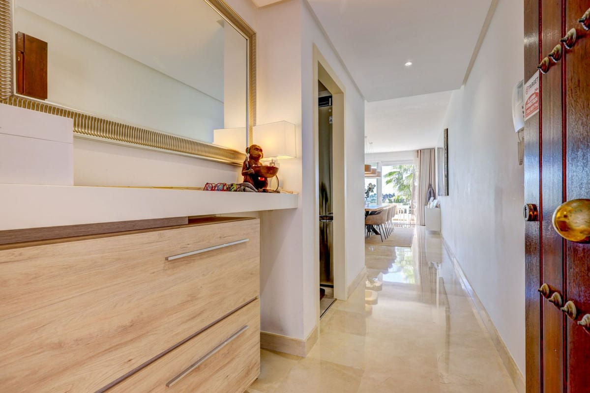 Instapklare duplex-penthouse met 3 slaapkamers in Atalaya, Marbella in Atalaya - foto 20