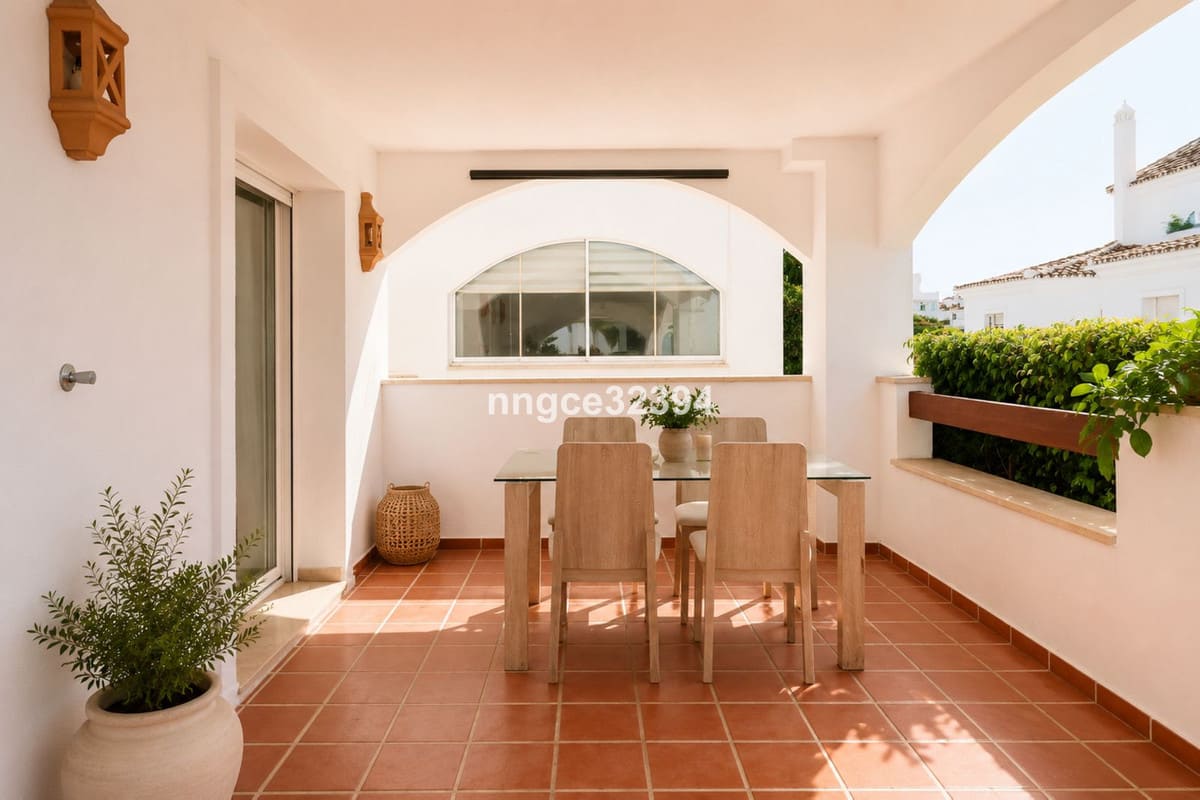 2 bedroom Apartment in Nueva Andalucía in Nueva Andalucía - foto 17