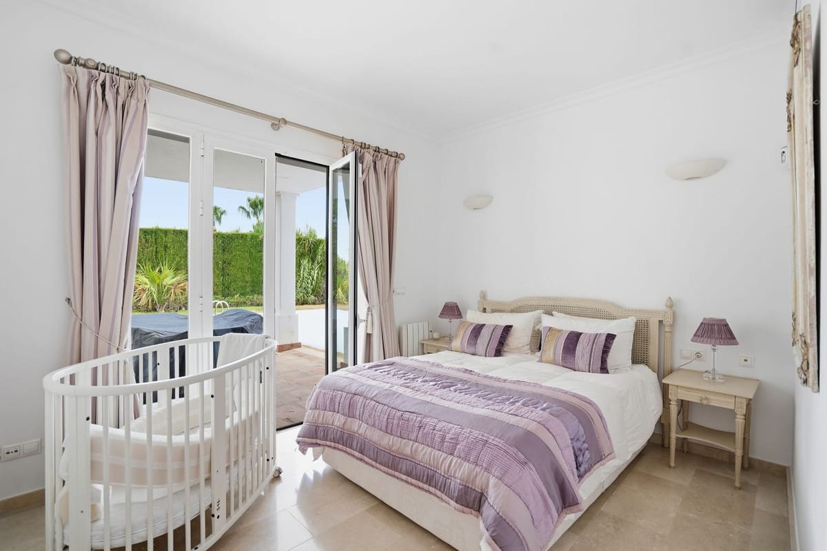 4 bedroom House in Istán in Istán - foto 20