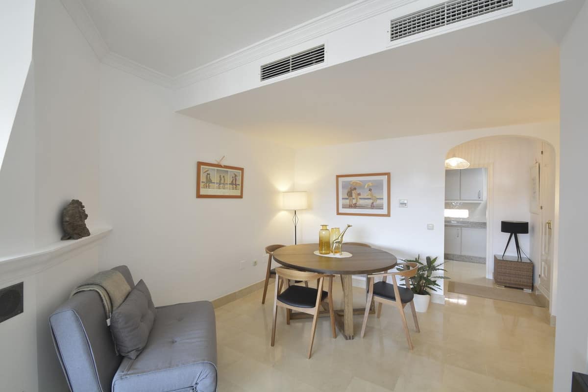 2 bedroom Apartment in Elviria in Elviria - foto 8