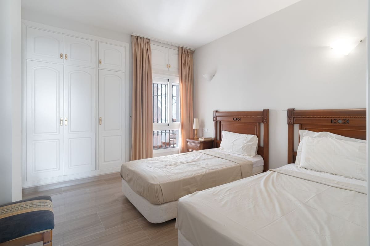 Drie slaapkamers penthouse duplex met zeldzaam potentieel op Puerto Marina, Benalmádena Costa in Benalmadena Costa - foto 17
