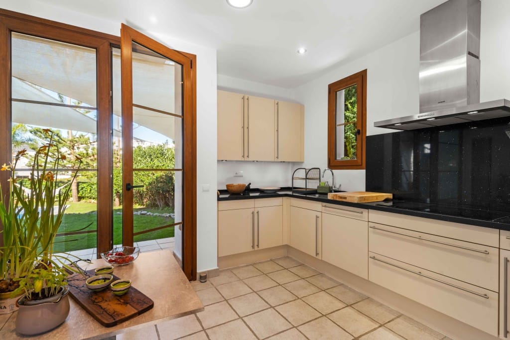 4-slaapkamer villa in Estepona in Estepona - foto 6