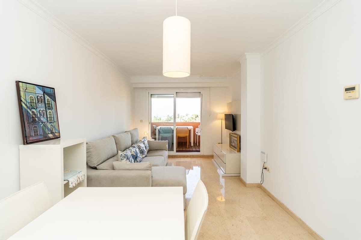Ruim 1-slaapkamer appartement met zeezicht – Elviria, Marbella in Elviria - foto 9