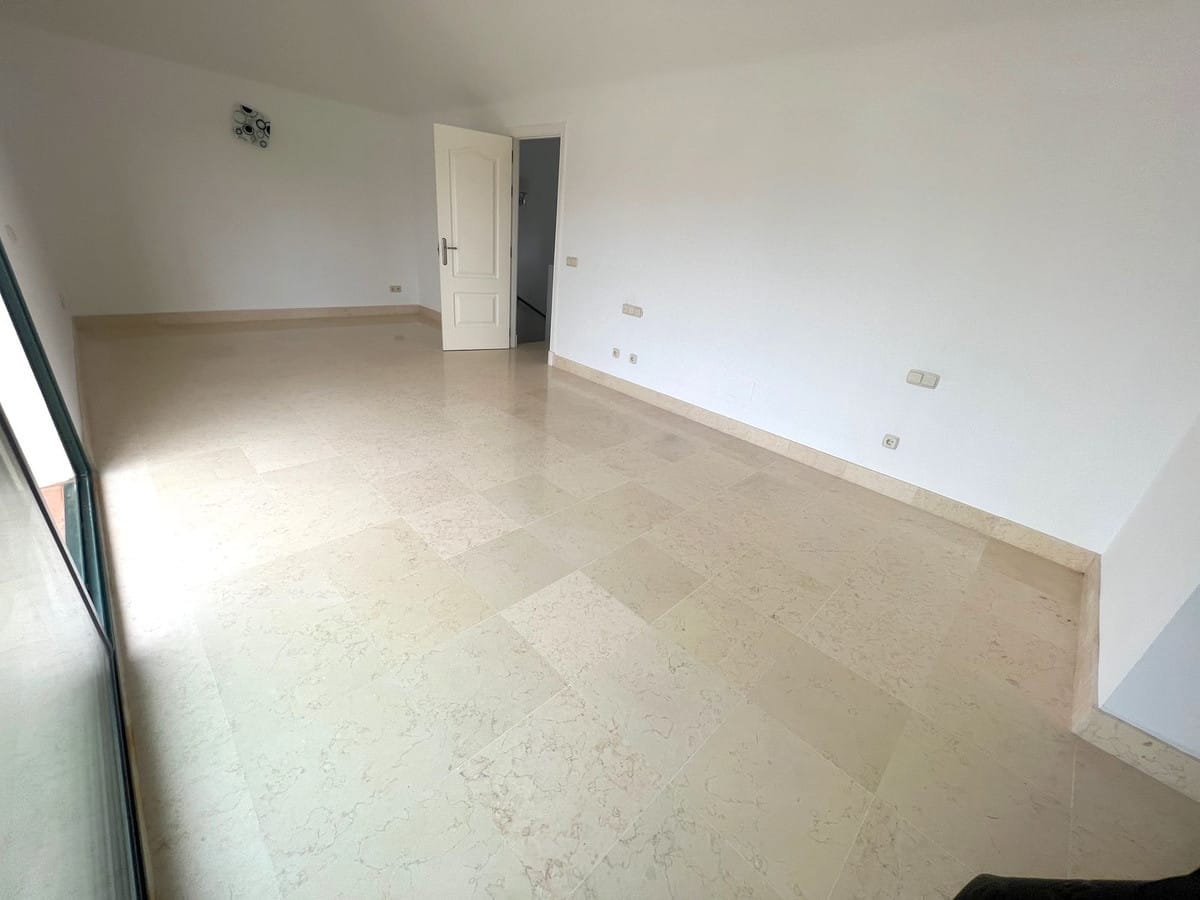 Spectaculair duplex-penthouse in Capanes del Golf, Benahavís in Benahavís - foto 9