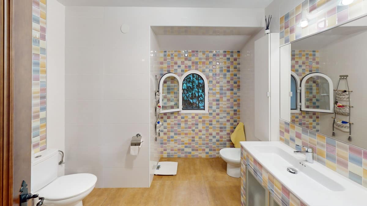 Vijf-slaapkamer villa in Arenas met zeezicht in Arenas - foto 18