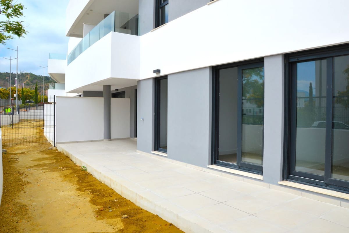 2 bedroom Apartment in Estepona in Estepona - foto 2