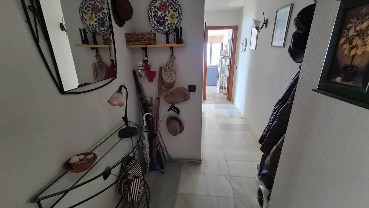 Appartement met 2 slaapkamers aan het strand in Estepona in Estepona - foto 9