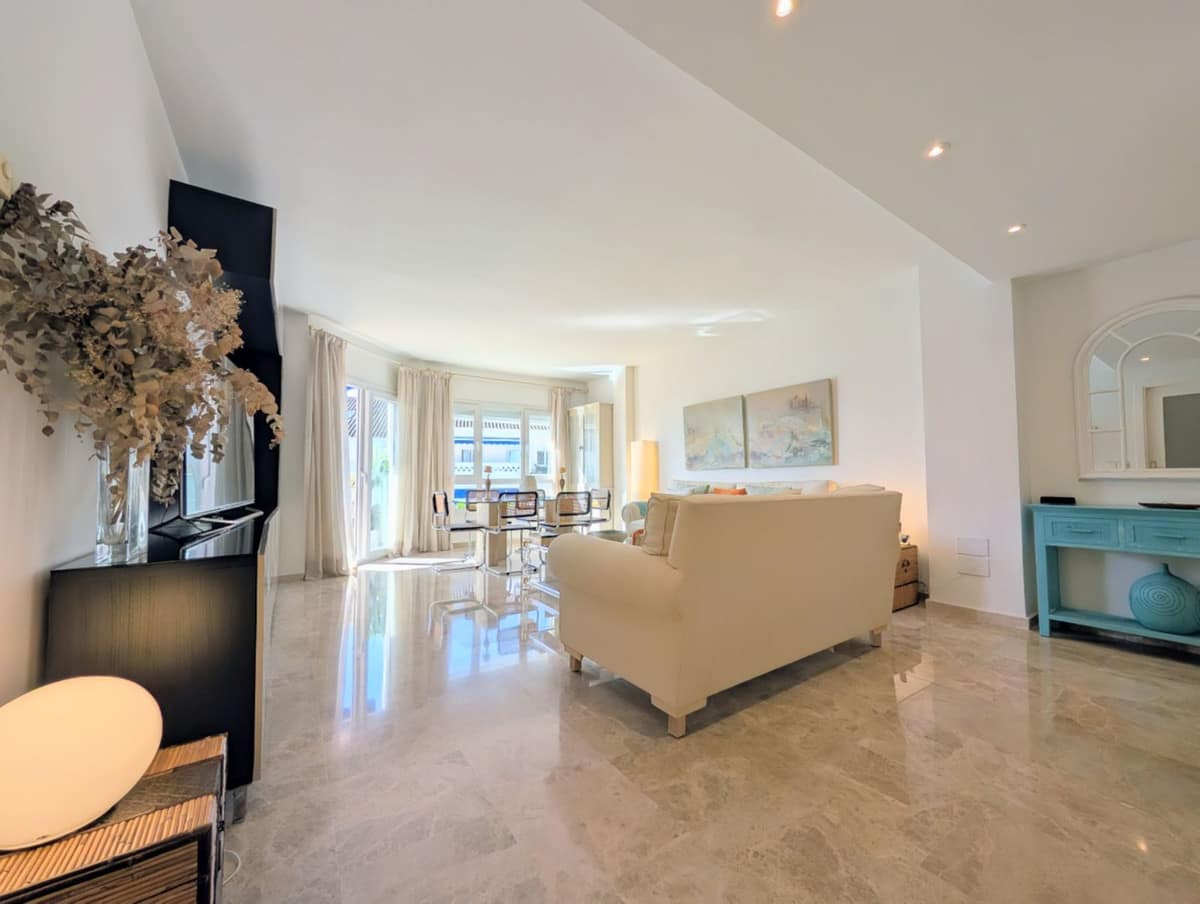 4 bedroom Apartment in San Pedro De Alcántara in San Pedro de Alcántara - foto 11