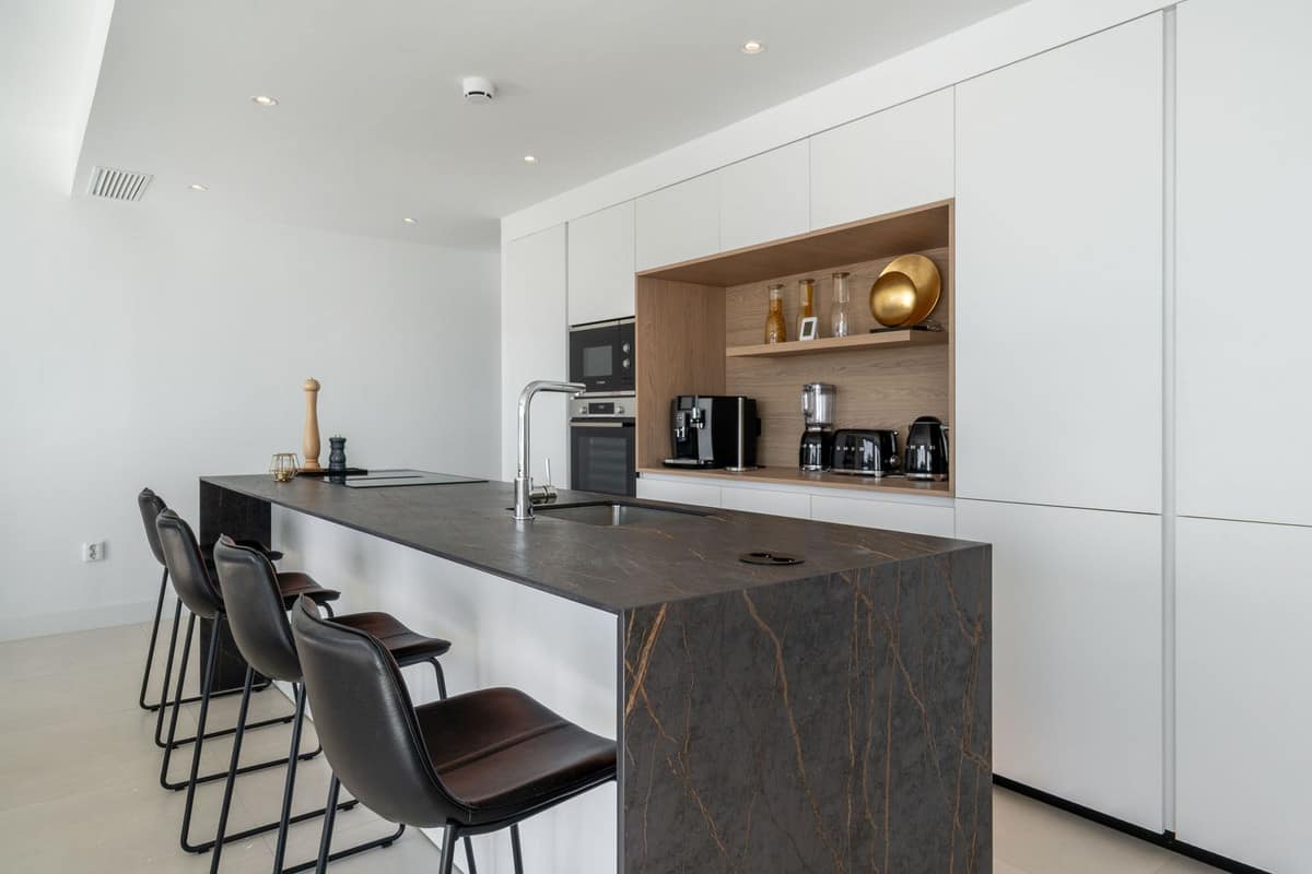 Drie slaapkamers penthouse in Fuengirola (Higuerón) met zeezicht en turnkey afwerking in Fuengirola - foto 7