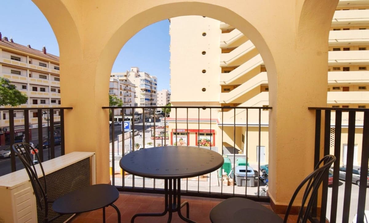 Ruim appartement met drie slaapkamers in Fuengirola, 200 m van het strand in Fuengirola - foto 16