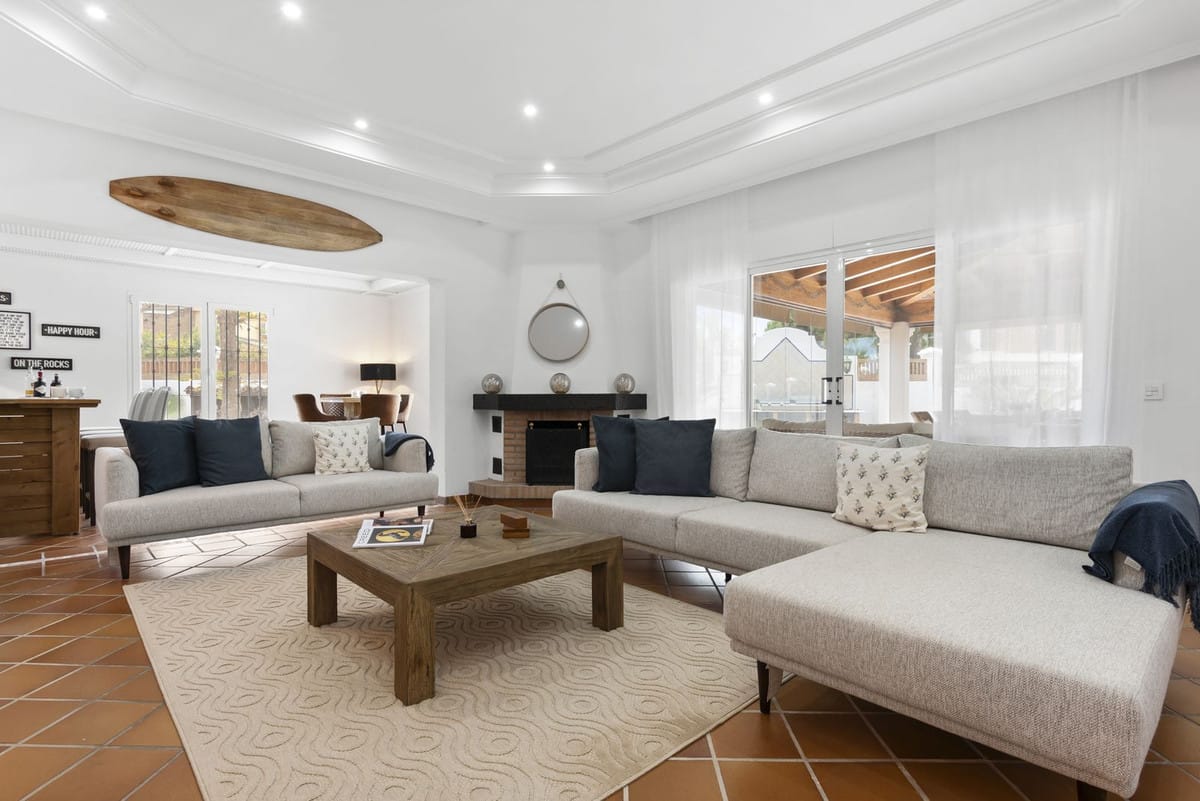 Vijf-slaapkamer villa in Las Chapas in Las Chapas - foto 6