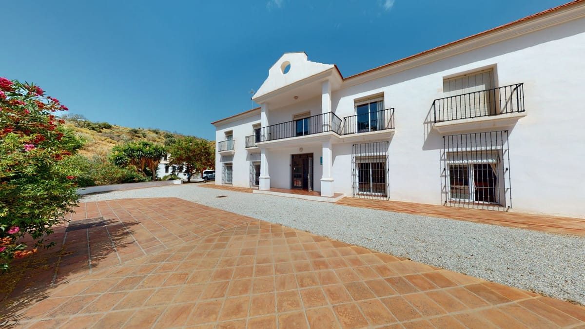 7-slaapkamer villa in Macharaviaya, Málaga in Macharaviaya - foto 6