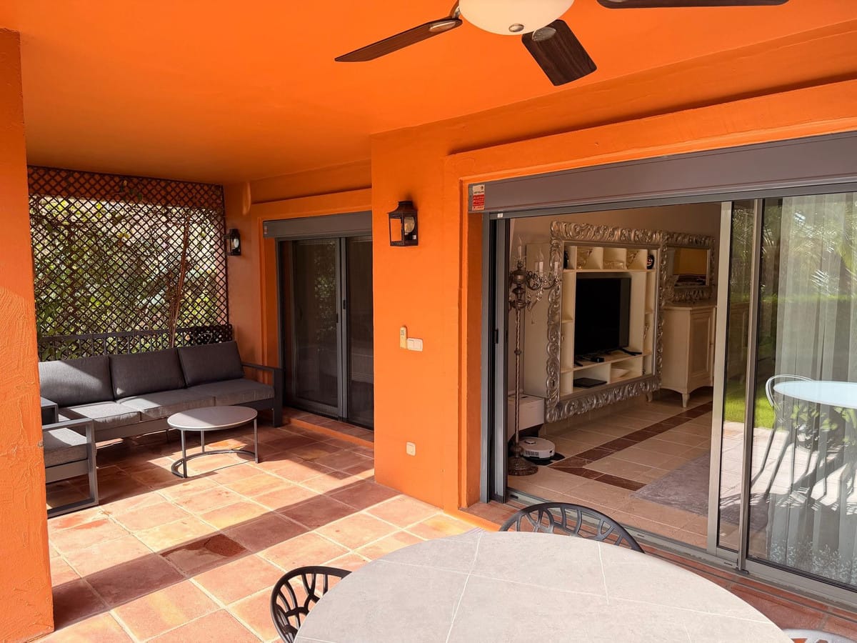 Drie-slaapkamer appartement in Estepona in Estepona - foto 7