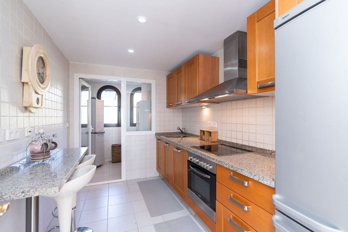 2-slaapkamer appartement in Los Arqueros met zee- en golfvallei-uitzichten in Los Arqueros - foto 5