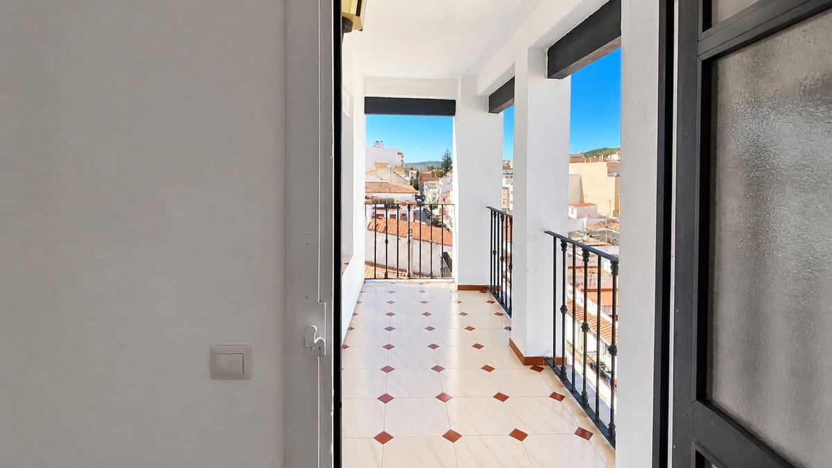 1 bedroom Apartment in San Luis De Sabinillas in San Luis de Sabinillas - foto 8
