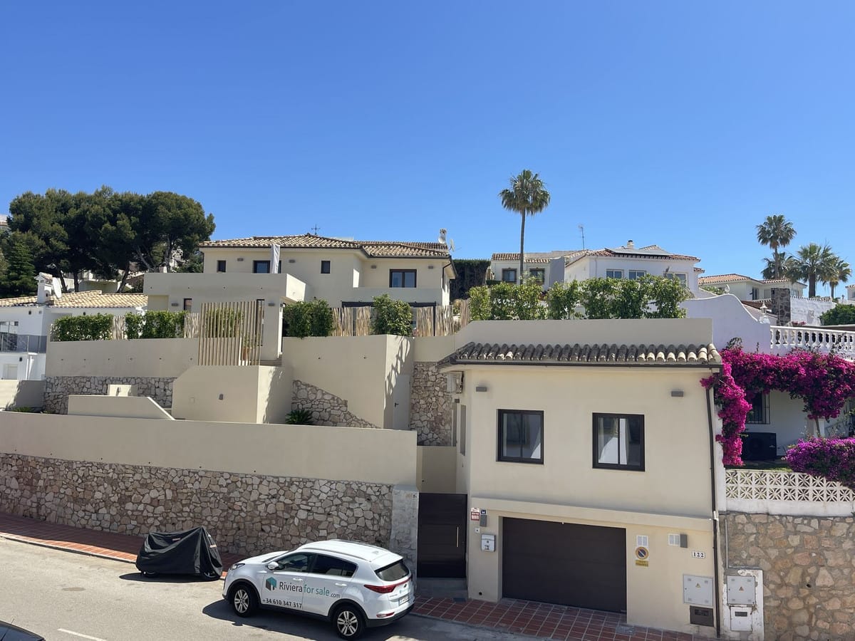 Villa met vijf slaapkamers in Riviera del Sol in Riviera del Sol - foto 3