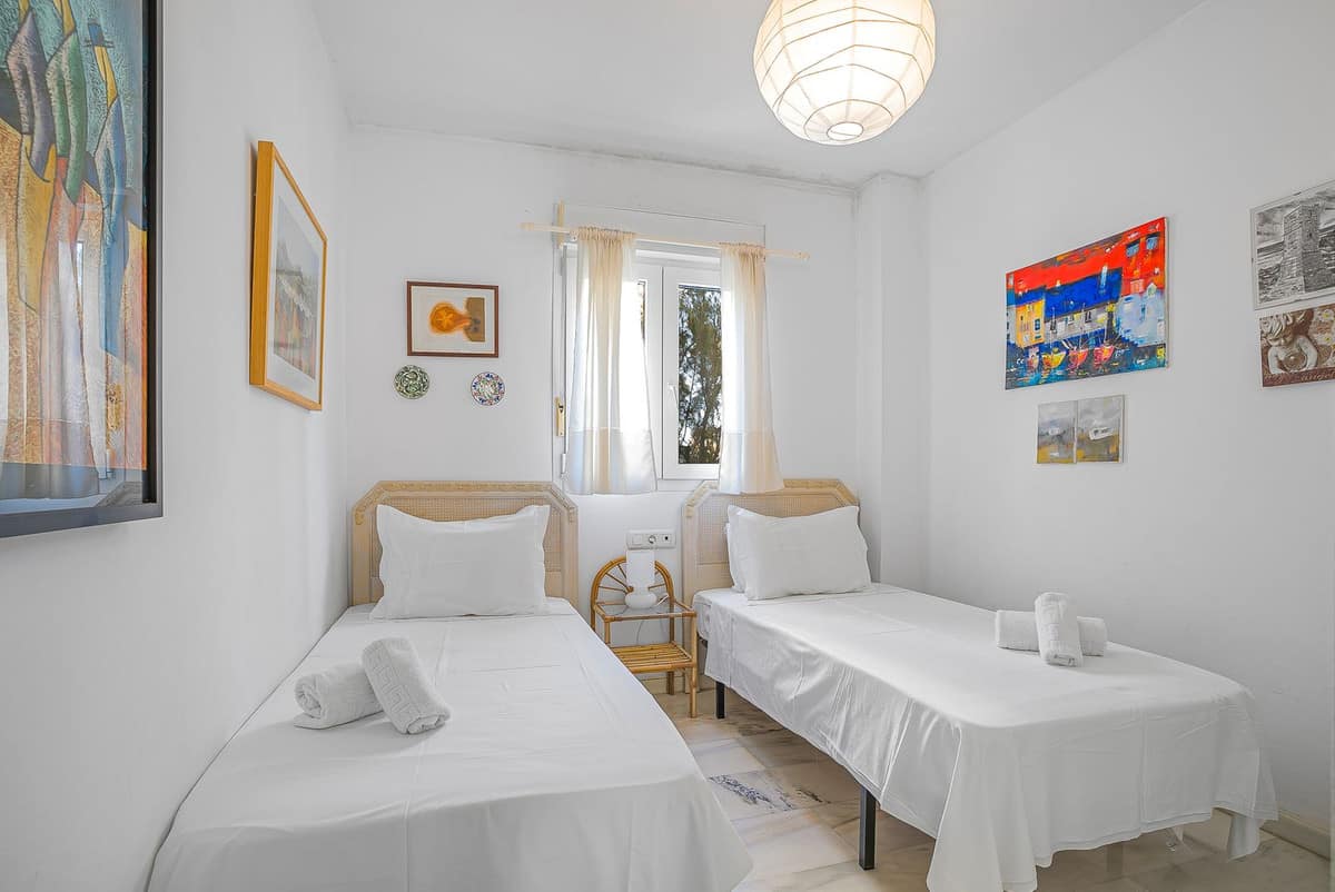 Appartement met 2 slaapkamers aan het strand in Calahonda in Calahonda - foto 13