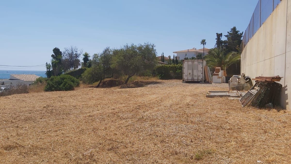 Plot in Estepona in Estepona - foto 2