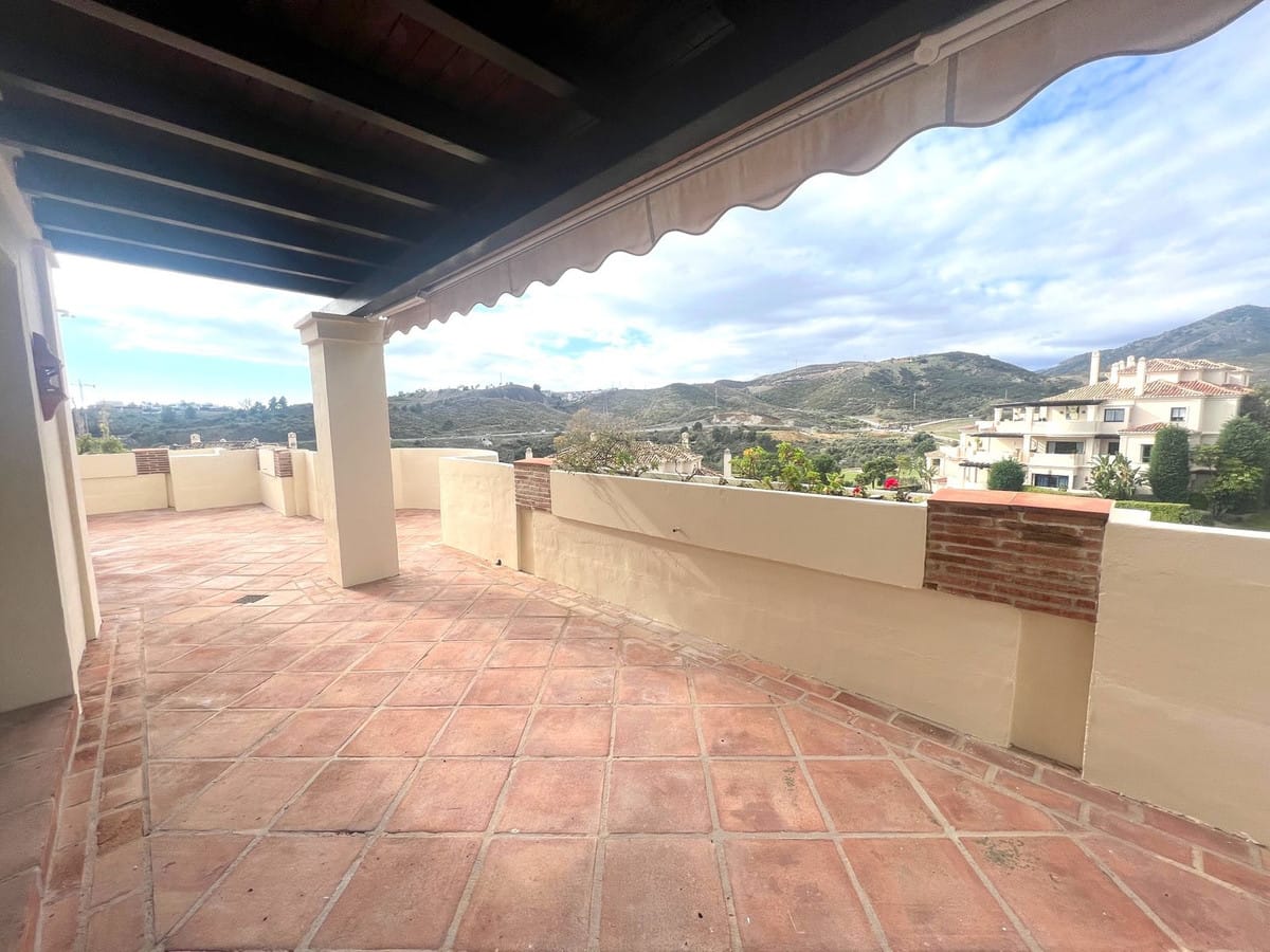 Spectaculair duplex-penthouse in Capanes del Golf, Benahavís in Benahavís - foto 2