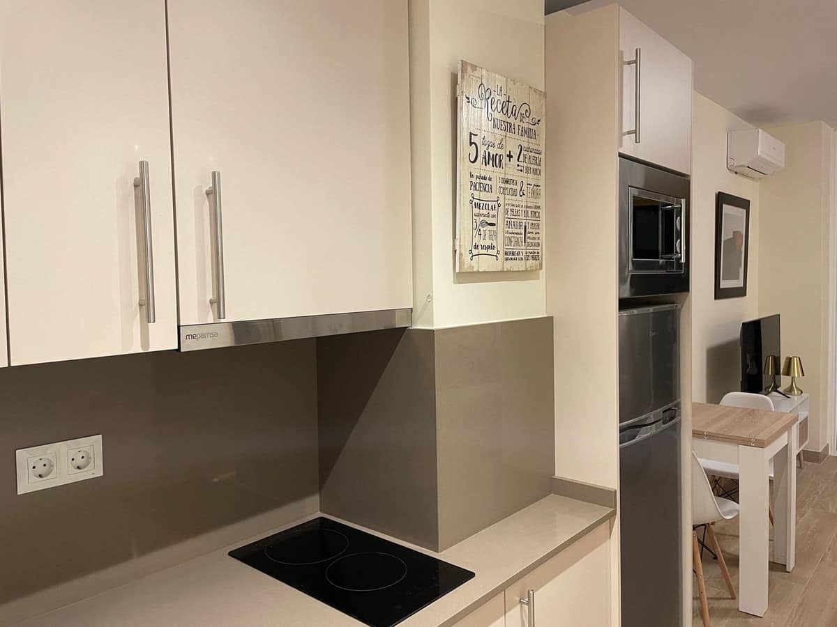 Studio met zeezicht in Torremolinos, volledig gerenoveerd in Torremolinos - foto 7