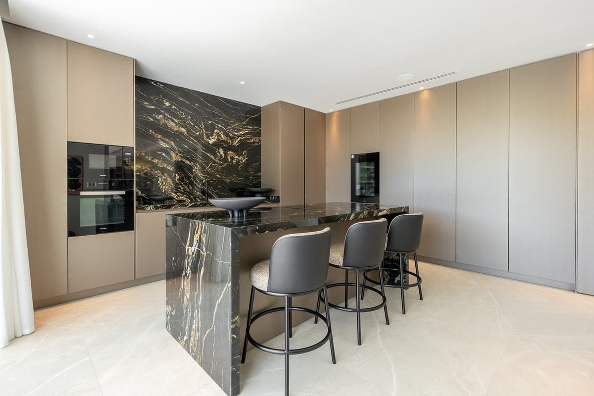 Moderne villa in Montemayor, Benahavís – 8 slaapkamers, 668 m² in Benahavís - foto 9