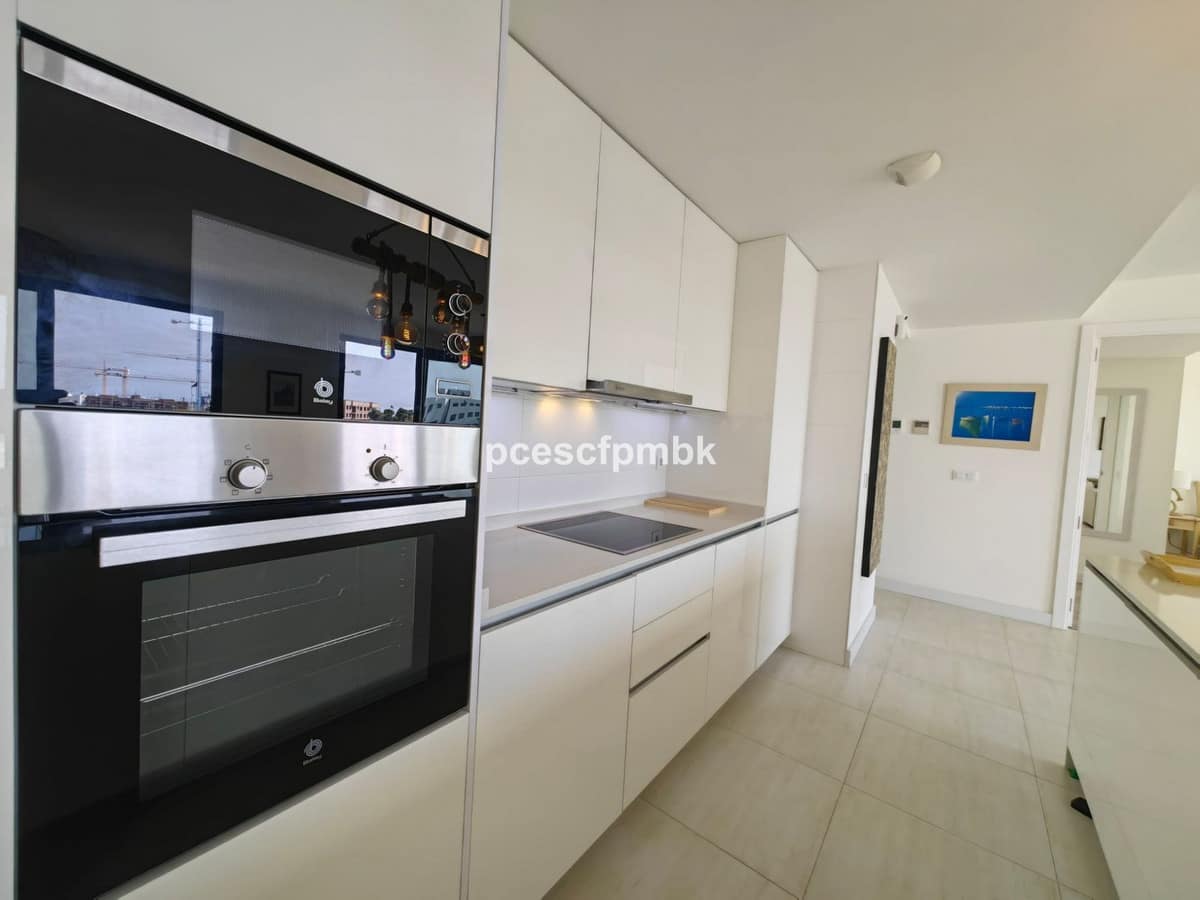 3 bedroom Apartment in Estepona in Estepona - foto 6