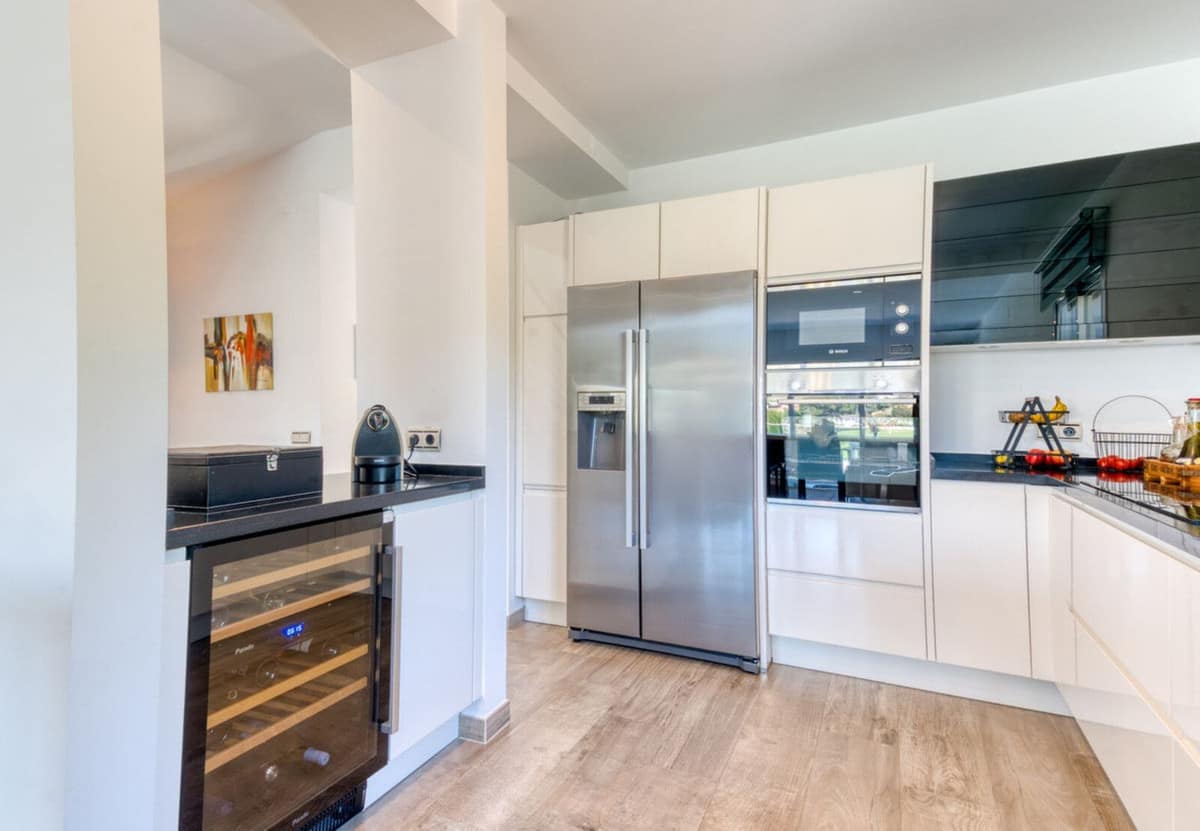 Drie slaapkamers villa direct aan de golfbaan in Riviera del Sol in Riviera del Sol - foto 12
