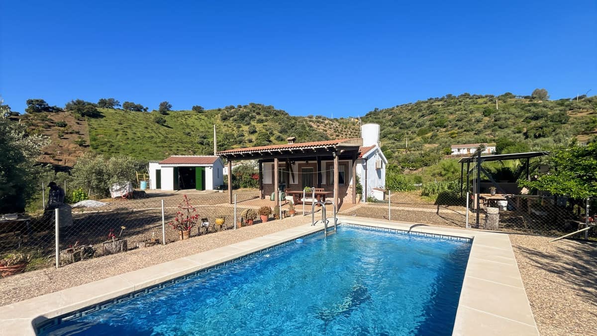 Finca met 4 slaapkamers nabij Comares in Comares - foto 7