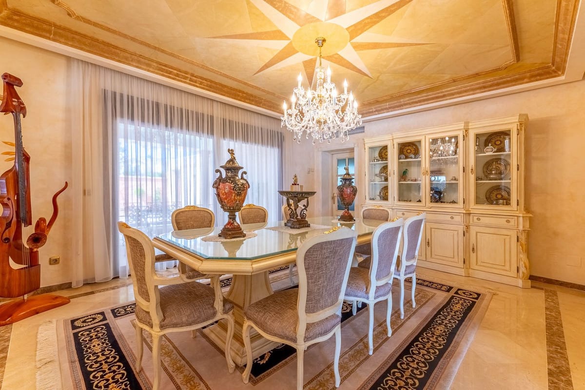 7-slaapkamervilla in Los Monteros in Los Monteros - foto 8