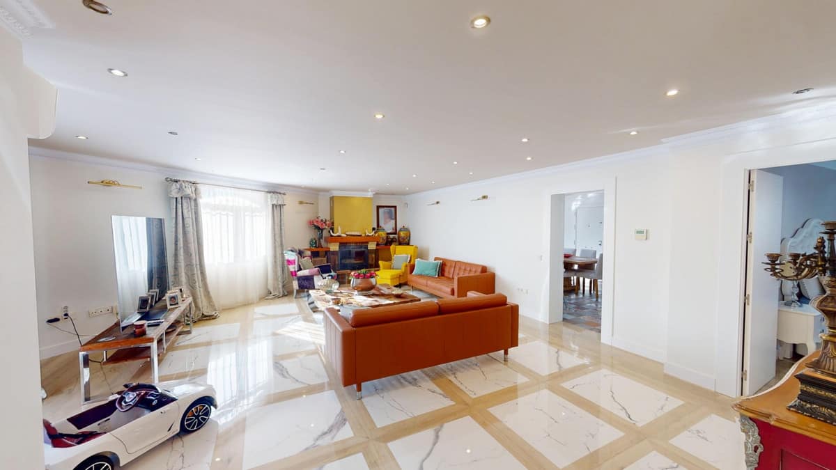 Vrijstaande villa met 4 slaapkamers in Caleta de Vélez in Caleta de Vélez - foto 16