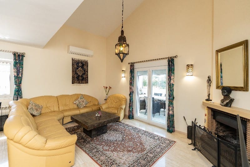 3-slaapkamer villa in Marbesa in Marbesa - foto 18