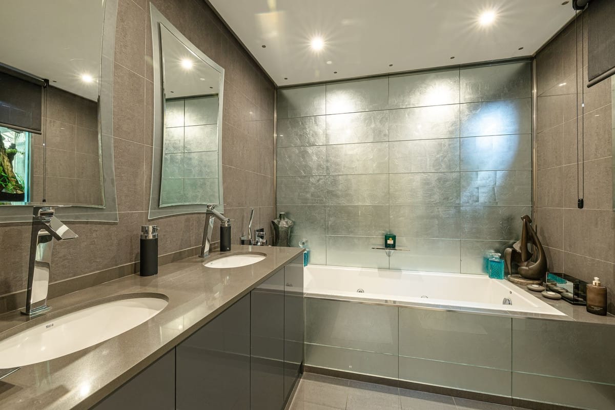 Elegant 2-slaapkamerappartement op loopafstand van het iconische Puerto Banús – Marbella in Nueva Andalucía - foto 11