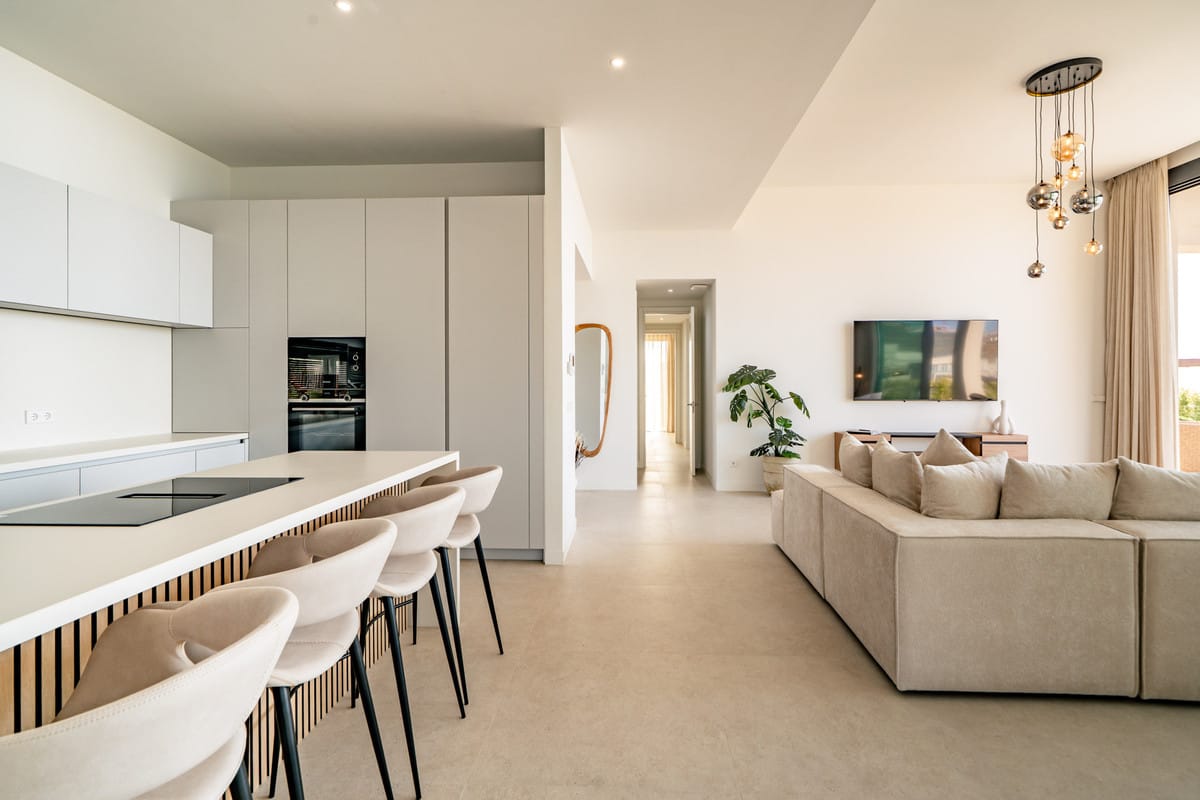 Panoramisch zeezicht: gloednieuwe 3-slaapkamer villa in Benahavís in Benahavís - foto 14