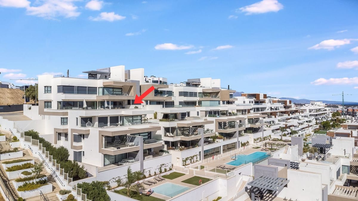 Exclusief appartement op de bovenste verdieping met 4 slaapkamers in Estepona in Estepona - foto 5