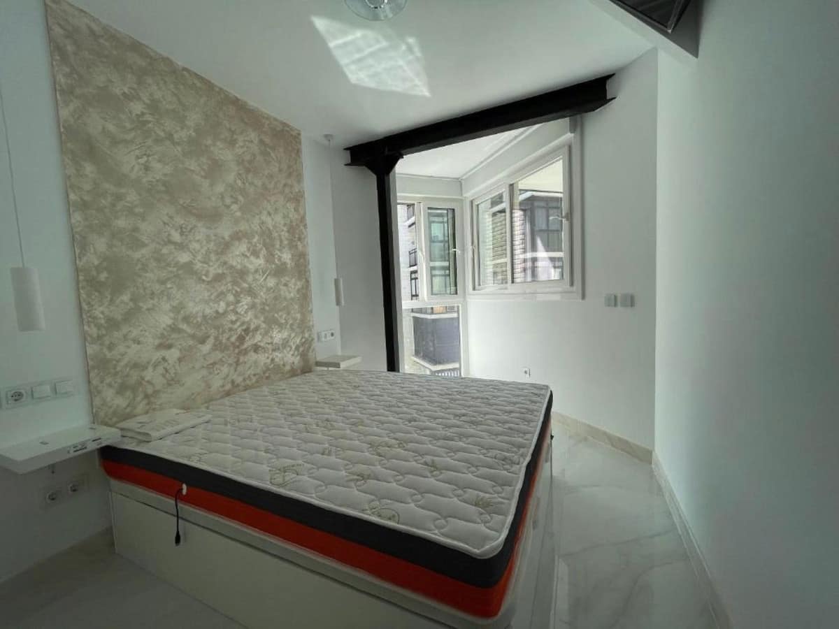 1-slaapkamer appartement Marbella – overdraagbare toeristische vergunning aan de eerste lijn van het strand in Marbella - foto 3