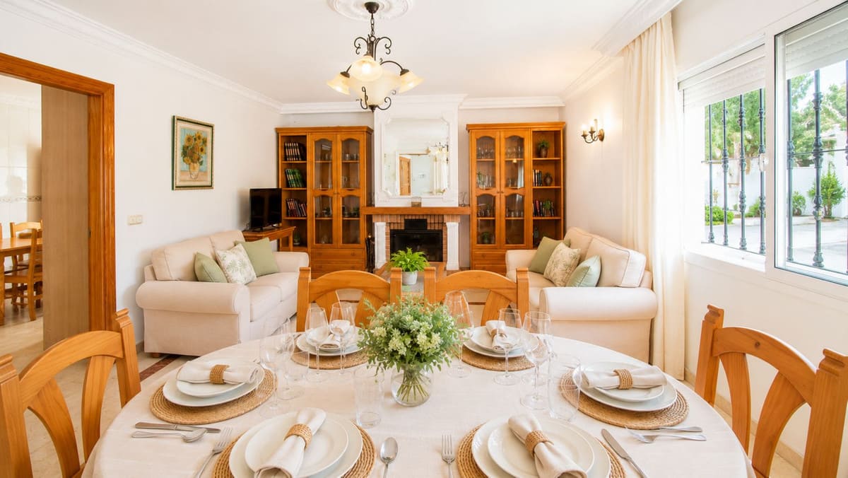 Huis met 3 slaapkamers in Estepona in Estepona - foto 8